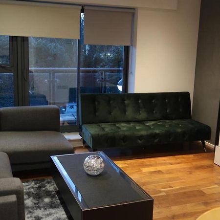 Immaculate 1-Bed Apartment In Londen Buitenkant foto